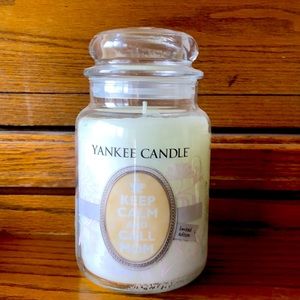 Yankee Candle, limited edition Keep calm and call mom.